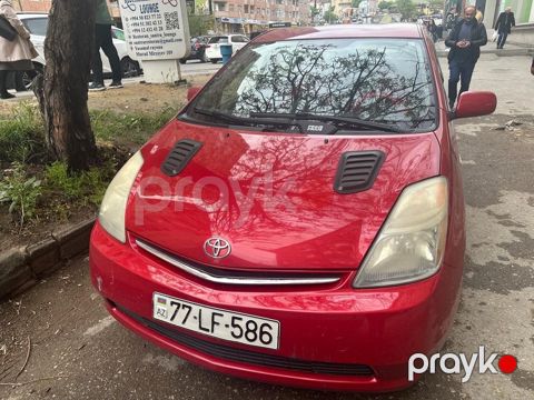 "Toyota Prius" icarəsi — Bakı