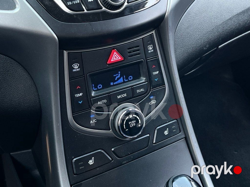 Hyundai Avante, 1.6 L, 2015 il, 276 700 km — Avtomobillər, Bakı (6)