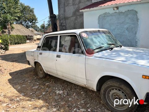 VAZ (Lada) 2107: 1.6 l 2005 il 250000 km Sedan — Masallı