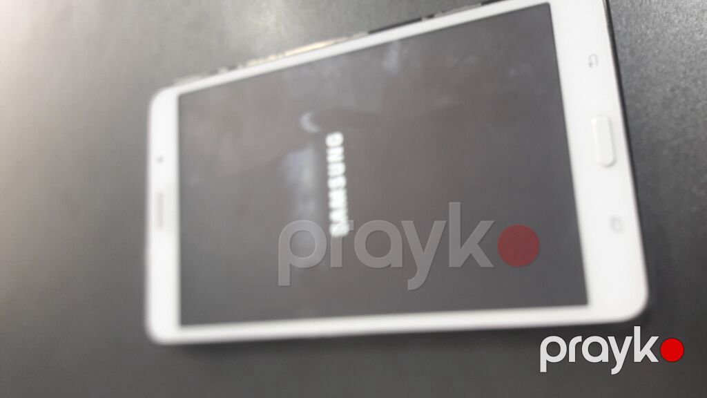Samsung planşet – ağ rəng - Ekran: təxminən 7–8 düym, ön paneldə — Samsung, Bakı (2)