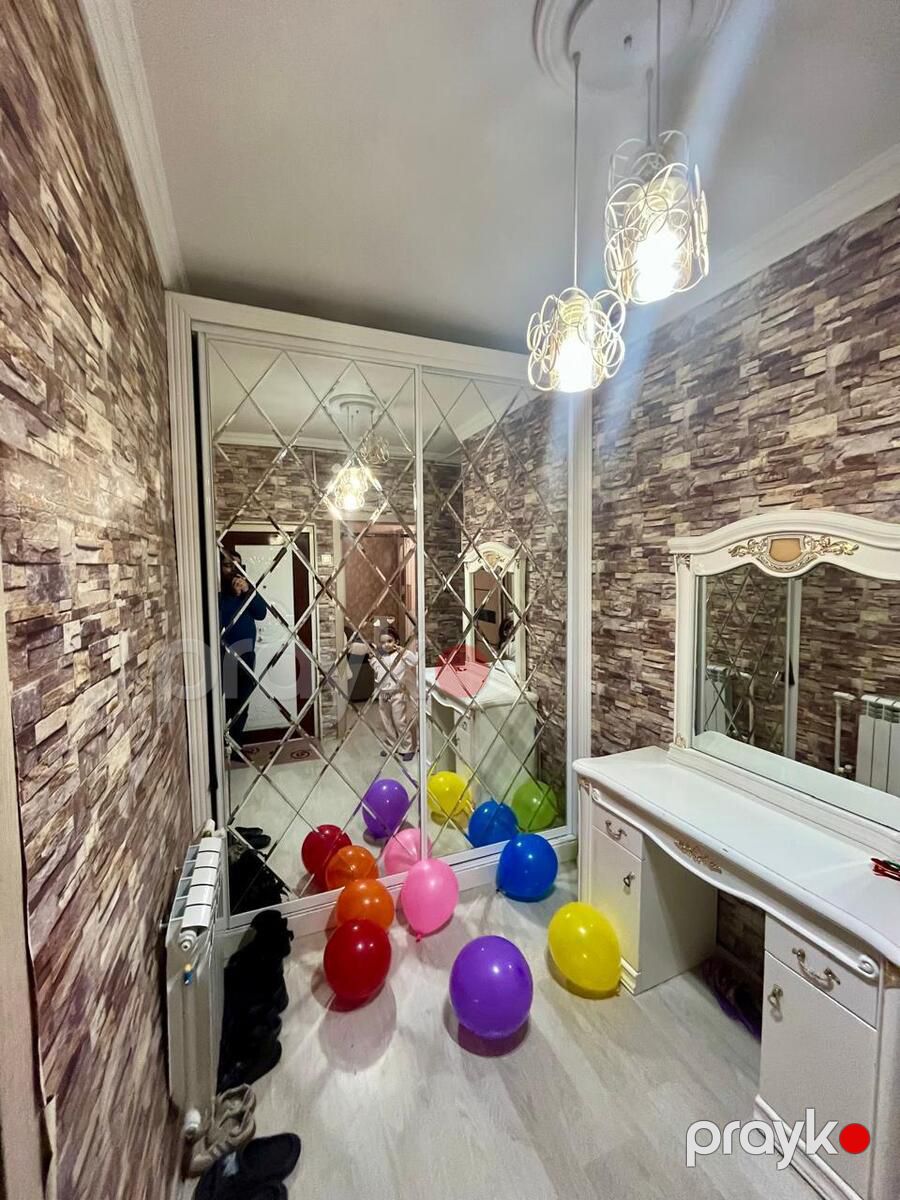Satılır 2 otaqlı köhnə tikili 65 m² — Mənzil, Bakı (4)