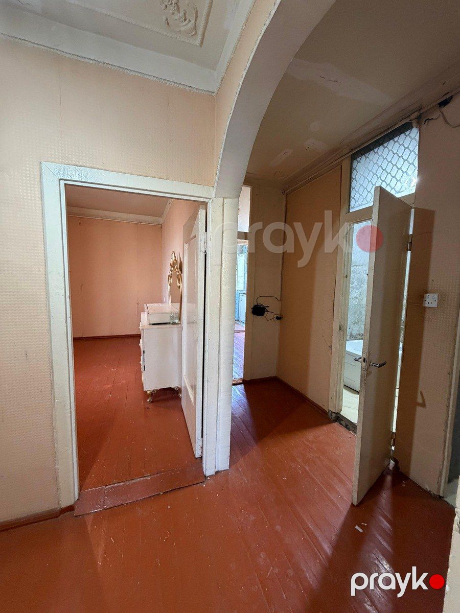 Satılır 2 otaqlı köhnə tikili 65 m² — Mənzil, Bakı (8)
