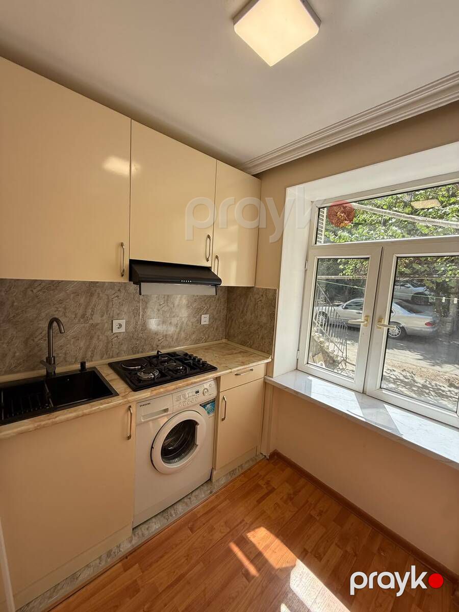 Satılır 2 otaqlı köhnə tikili 60 m² — Mənzil, Bakı (8)