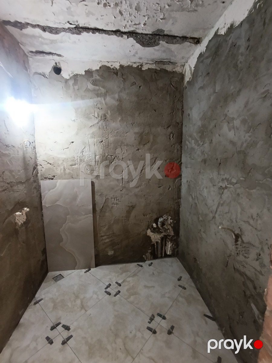 Satılır 5 otaqlı köhnə tikili 100 m² — Mənzil, Bakı (8)