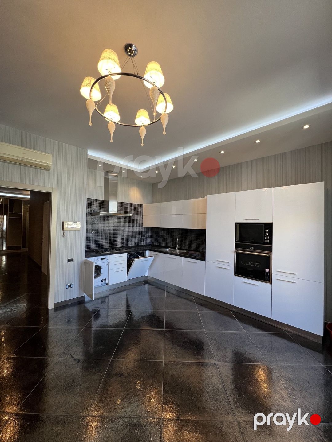Satılır 3 otaqlı yeni tikili 135 m² — Mənzil, Bakı (4)