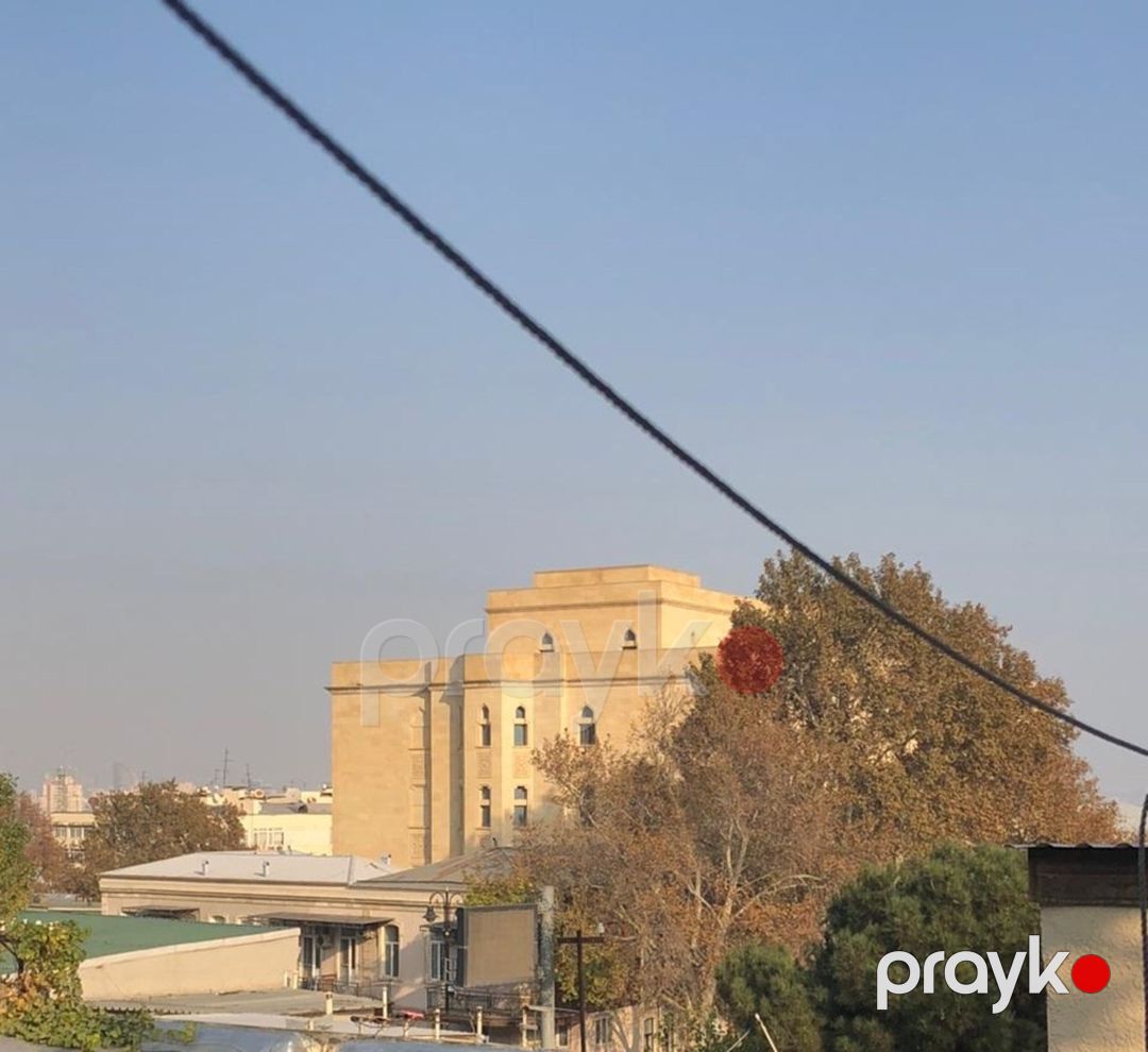 Satılır 1 otaqlı köhnə tikili 60 m² — Mənzil, Bakı (9)