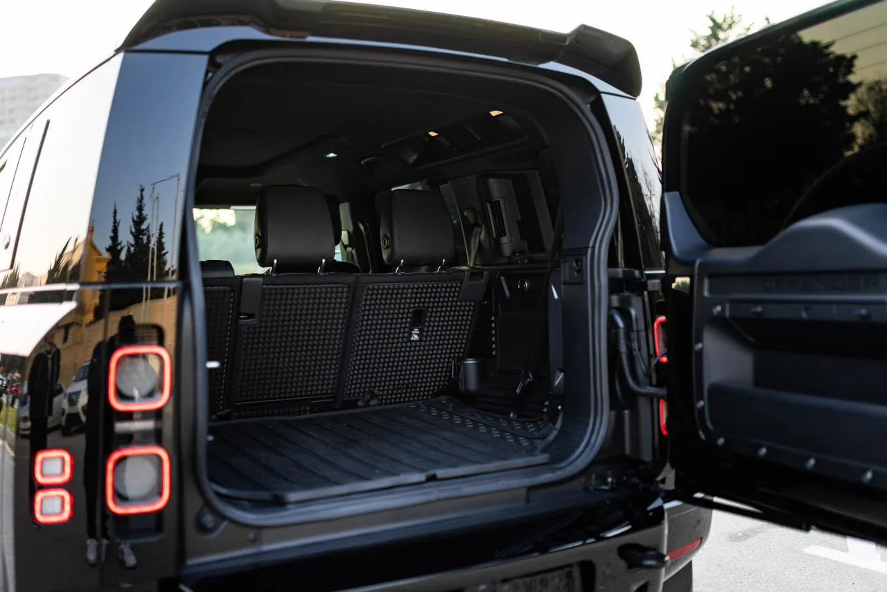 Land Rover Defender 2024 — gündəlik icarə — Minik avtomobili icarəsi, Bakı (4)