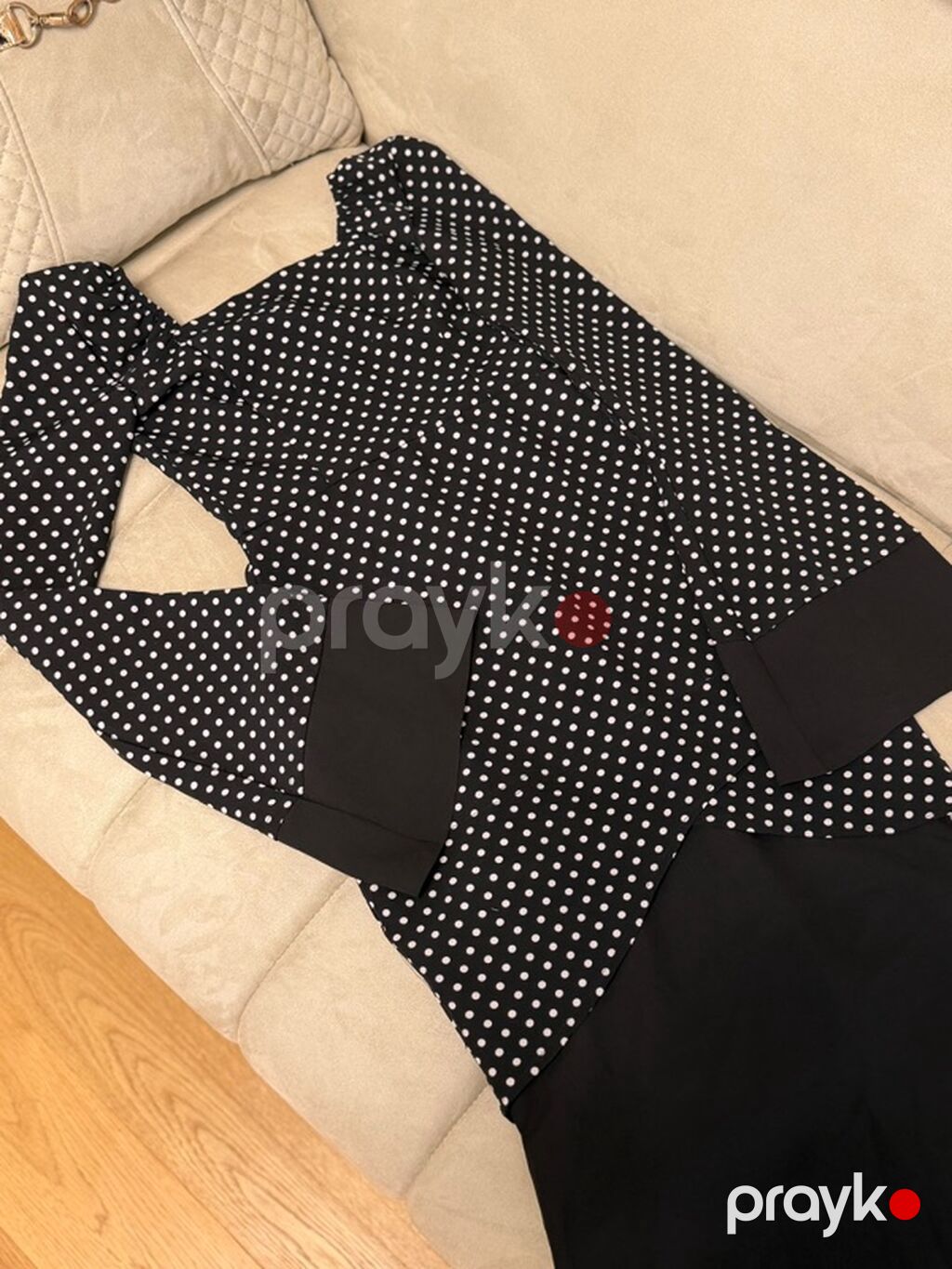 S razmer (xs de geyine biler) tikilib 2defe geyinilib fotosesiya ucun — Gündəlik paltarlar, Bakı (2)