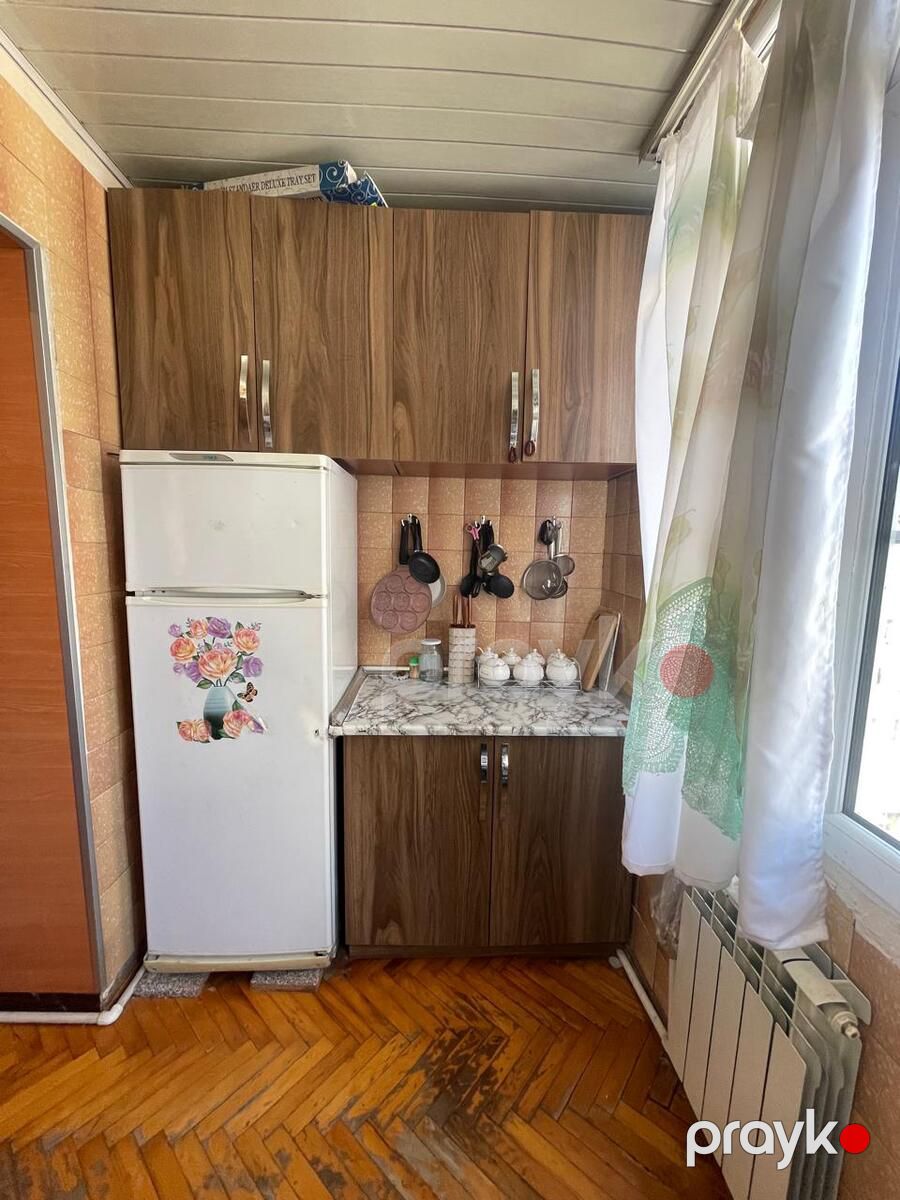 Satılır 2 otaqlı köhnə tikili 65 m² — Mənzil, Bakı (9)