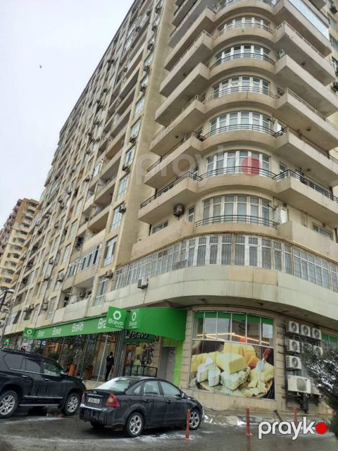 Satılır 3 otaqlı yeni tikili 143 m²