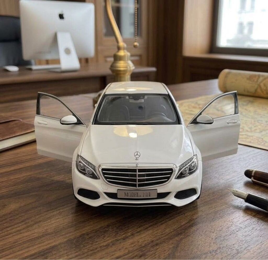Məhsul: Mercedes‑Benz C‑Class sedan metal model avtomobil (masaüstü — Oyuncaq nəqliyyatı, Bakı (9)