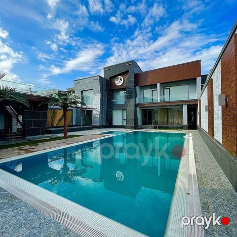 İcarəyə verilir 5 otaqlı həyət evi/bağ evi 200 m² — Bakı