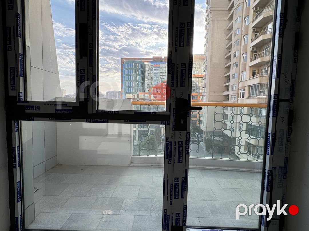 Satılır 4 otaqlı yeni tikili 248 m² — Mənzil, Bakı (9)