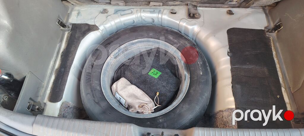 Kia Rio hatchback - Gümüş rəngli kuzov, 5 qapı - Mexaniki sürətlər — Avtomobillər, Quba (5)