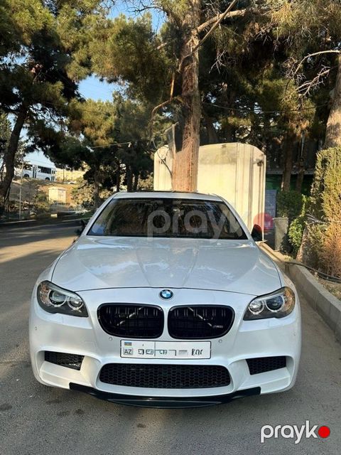 BMW 528, 2.0 L, 2013 il, 270 370 km — Bakı