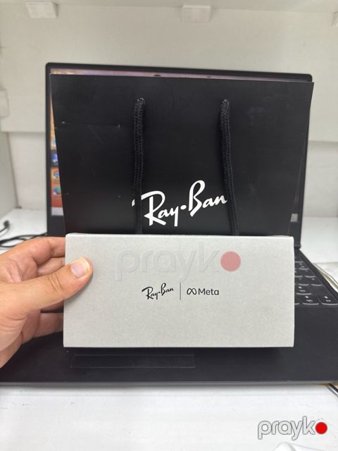 Ray-Ban Meta Wayfarer (Gen 2) — Bakı