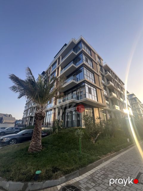 Satılır 2 otaqlı yeni tikili 85.6 m² — Bakı