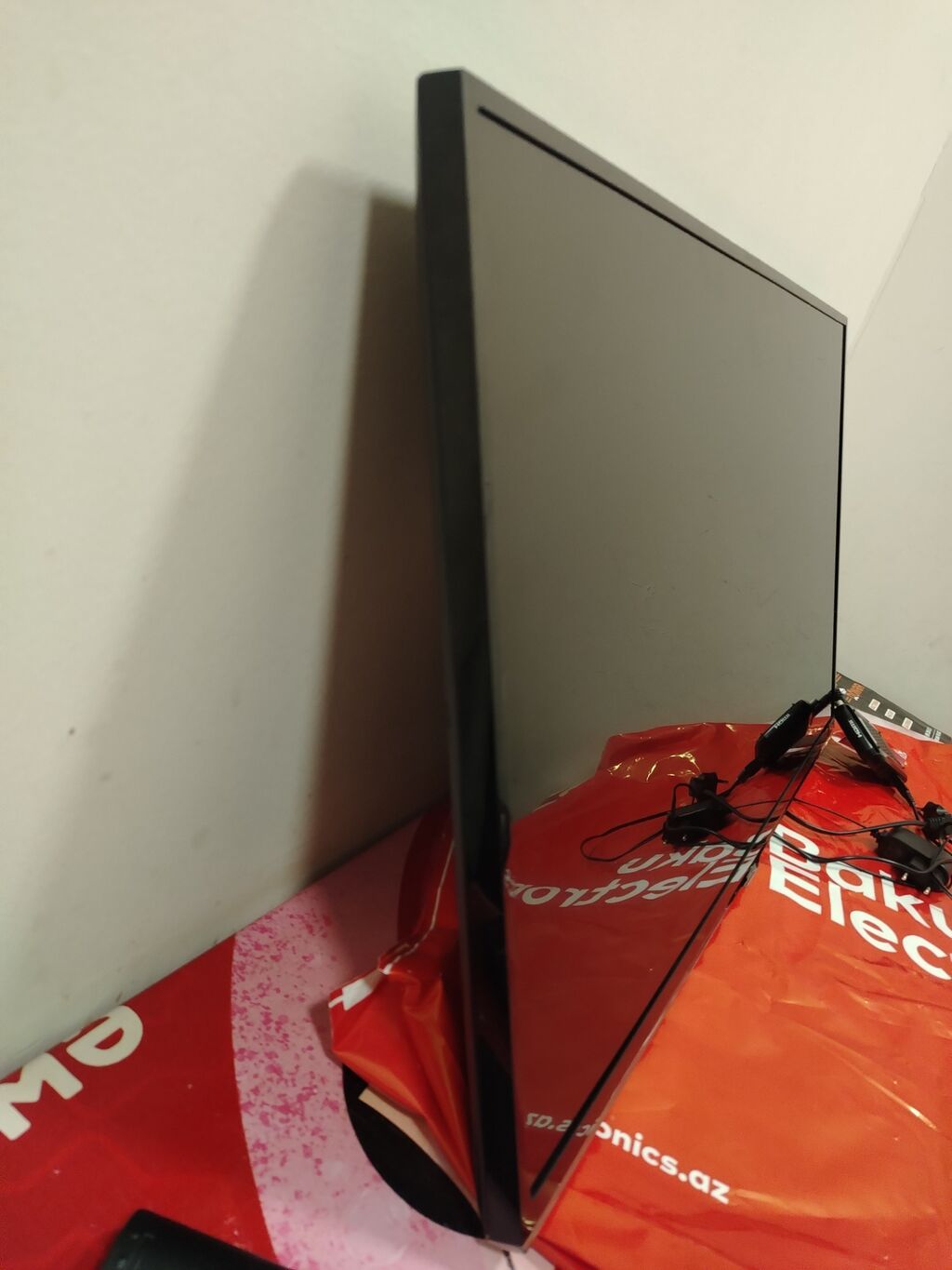 Samsung UE32H5500AK 32" Full HD LED Smart TV Xüsusiyyətlər: - Ekran — Televizorlar, Bakı (6)