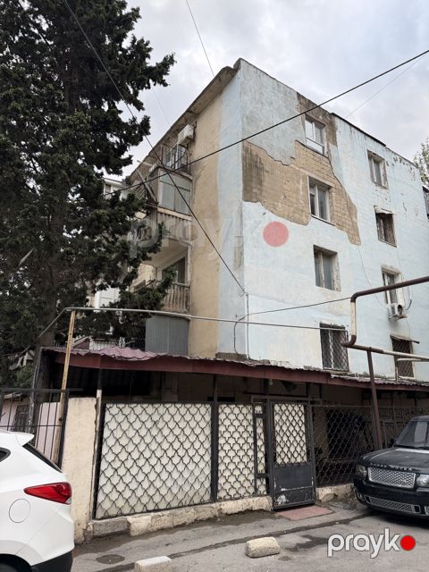 Satılır 1 otaqlı köhnə tikili 32 m² — Bakı