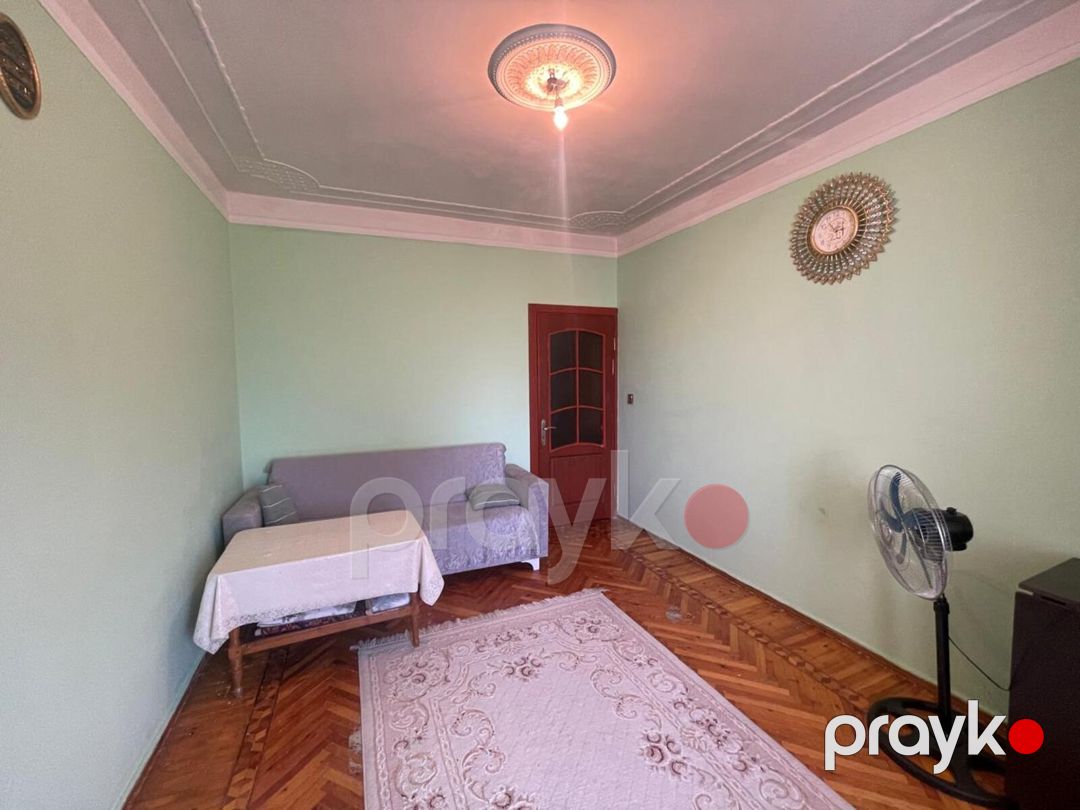 Satılır 2 otaqlı köhnə tikili 65 m² — Mənzil, Bakı (2)