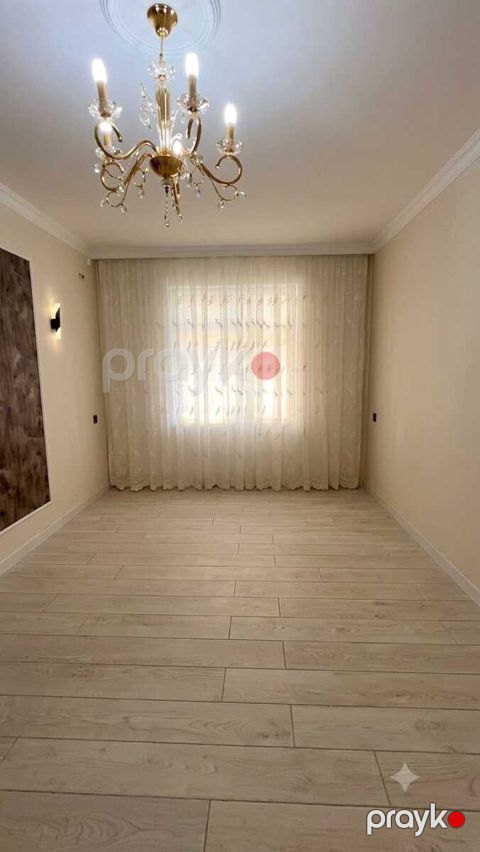 Satılır 2 otaqlı köhnə tikili 68 m² — Bakı