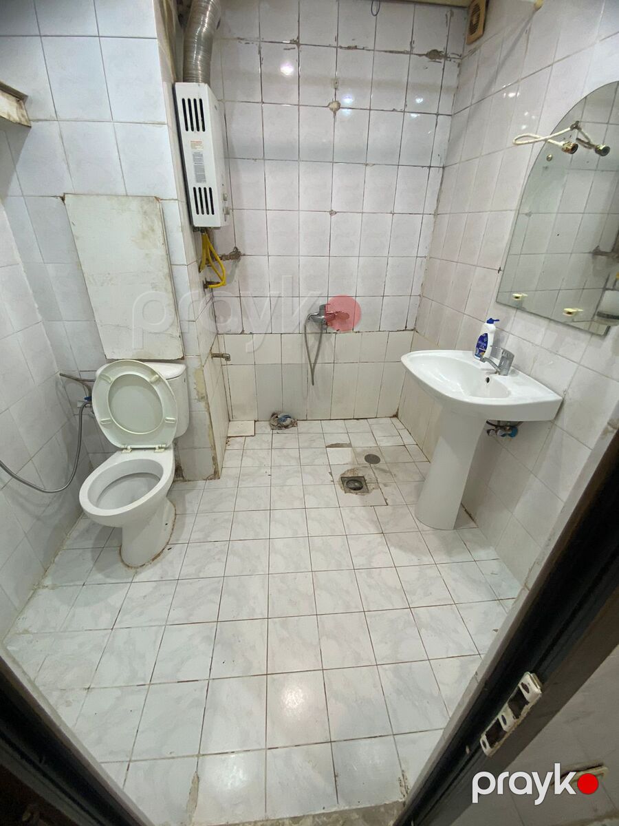 İcarəyə verilir 5 otaqlı köhnə tikili 120 m² — Mənzil, Bakı (8)