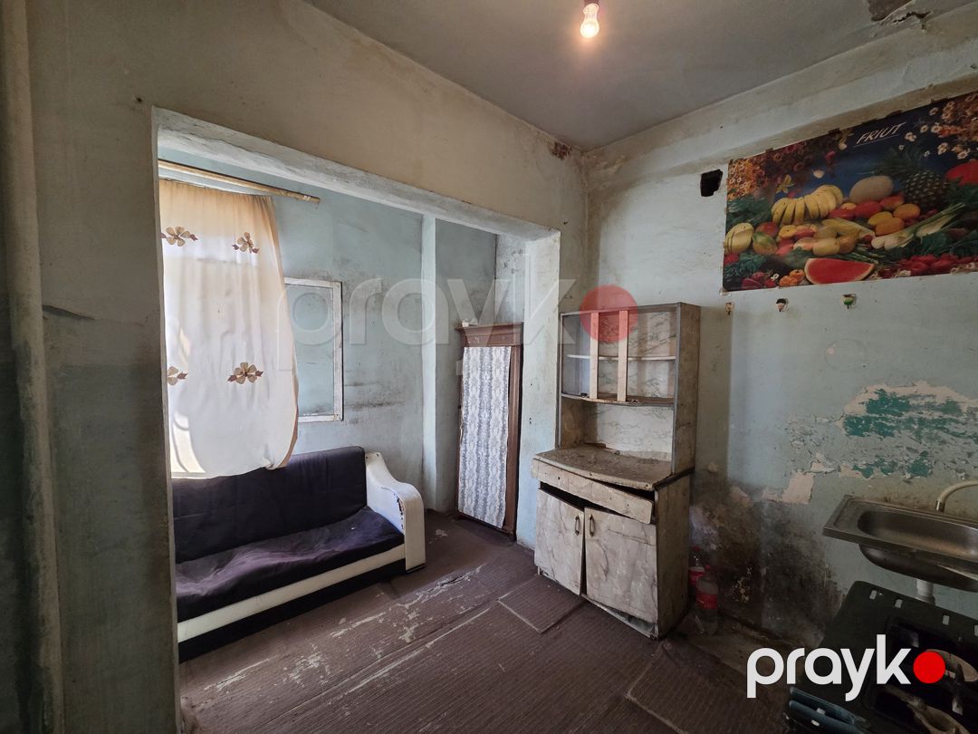 Satılır 1 otaqlı köhnə tikili 50 m² — Mənzil, Bakı (9)
