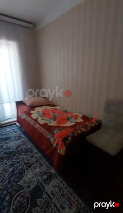 4-otaqlı mənzil kirayə verilir, Nizami r., 90 m² — Bakı