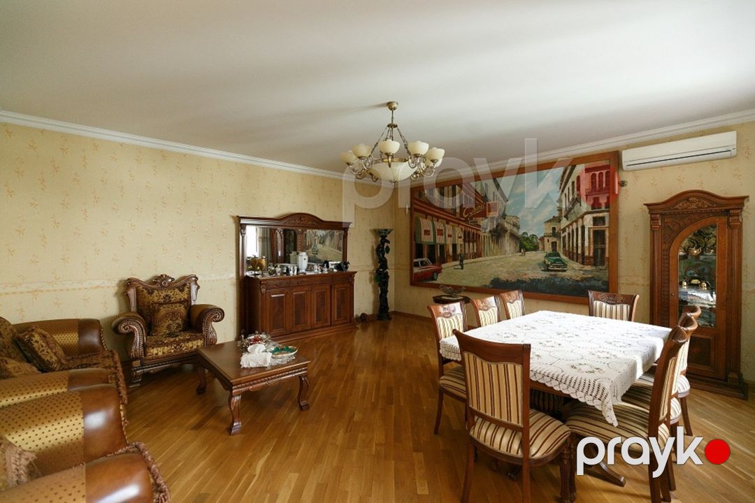 Satılır 8 otaqlı həyət evi/bağ evi 630 m² — Ev, villa, Bakı (2)
