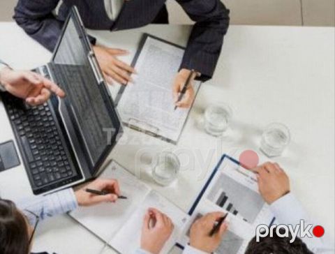 Daşınmaz əmlak şirkətinə işçilər axtarılır əlavə 2 ci vakansiya — Bakı