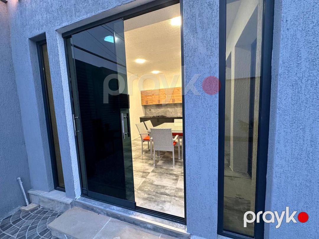Satılır 4 otaqlı həyət evi/bağ evi 250 m² — Ev, villa, Bakı (6)