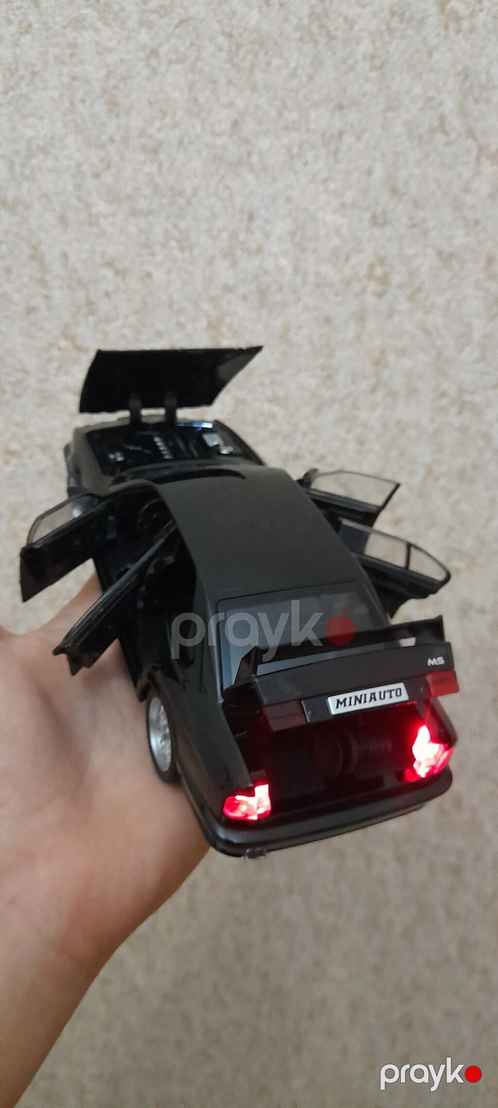 Bmw m5 e34 1:24 Ölçü Model Təzədir Səsli və işıqlı Hər yeri açılır — Modellar, Bakı (4)