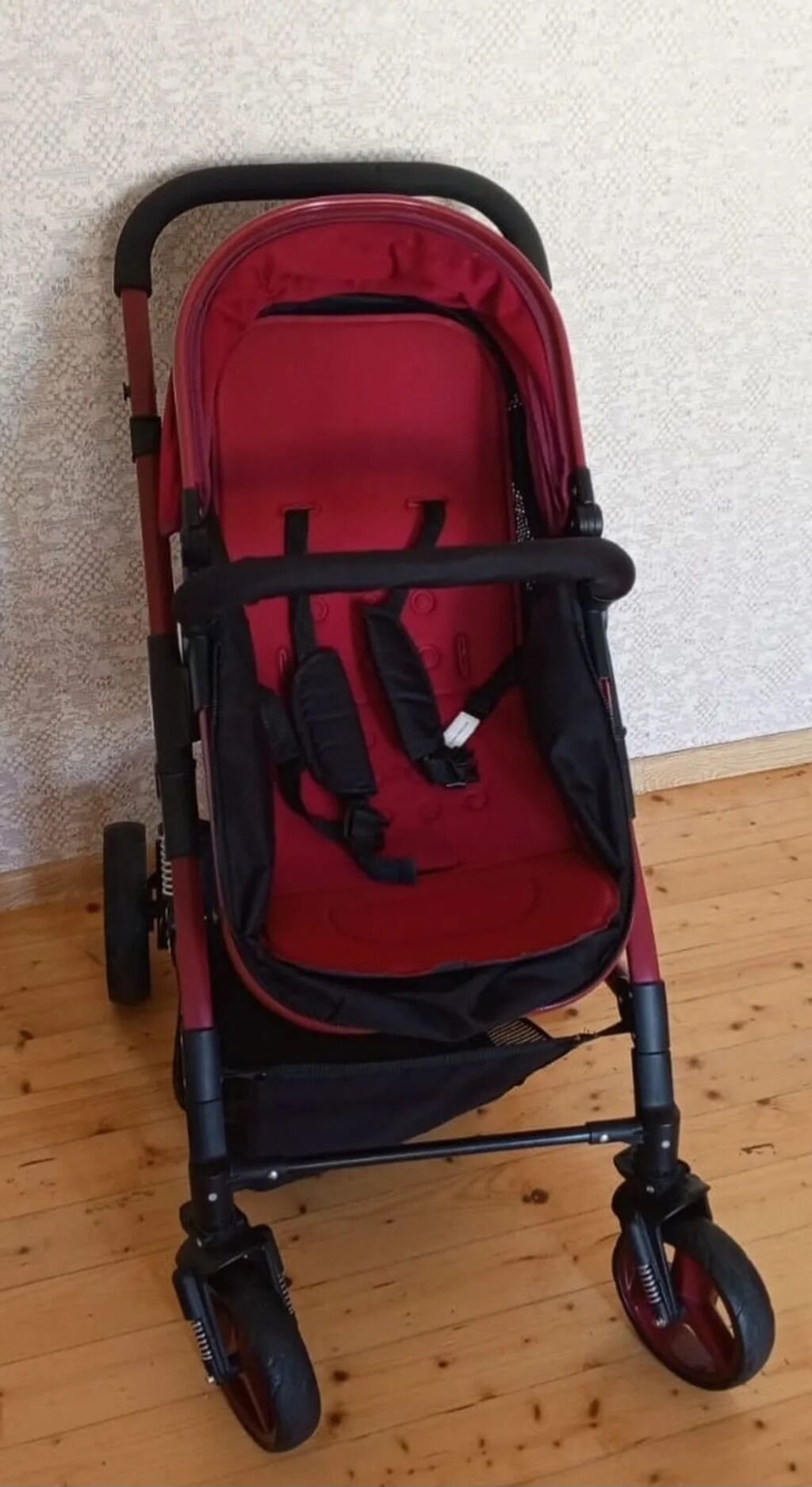 Araba yaxsu vrziyyetde qiymet som.Unvan Hovsan — Arabalalar, Bakı (2)