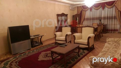 4-otaqlı yeni tikili kirayə verilir, Bəsti Bağırova küç,, 180 m² — Bakı