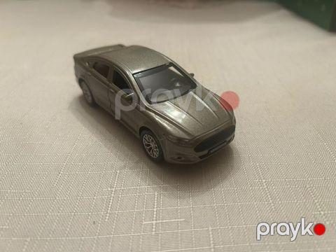 Metall oyuncaq avtomobil – sedan model - Korpus: döküm metal — Bakı