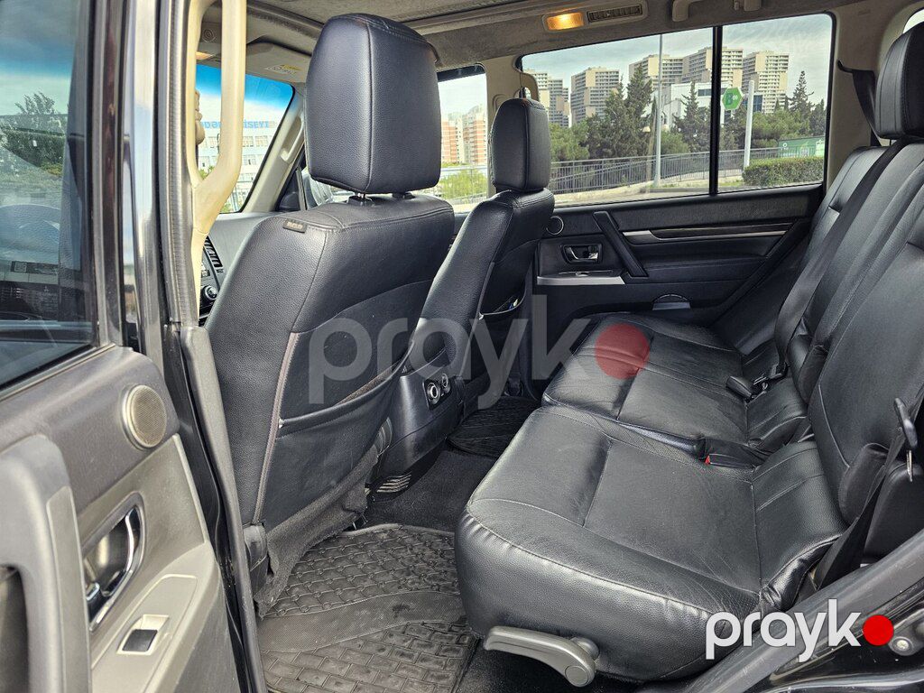 Mitsubishi Pajero, 3.5 L, 2013 il, 221 031 km — Avtomobillər, Bakı (8)