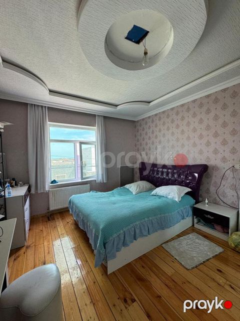 Satılır 8 otaqlı həyət evi/bağ evi 338 m² — Bakı
