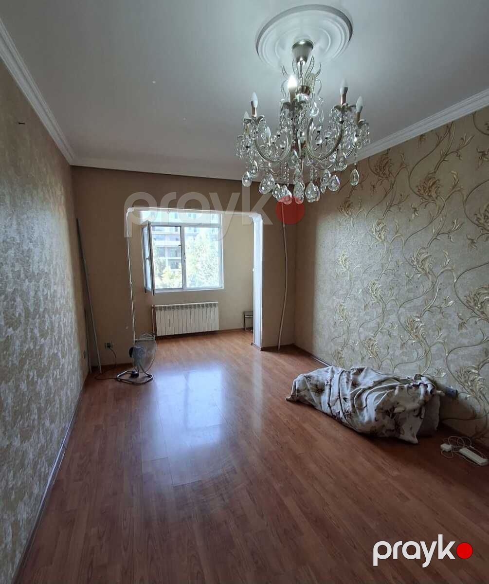Satılır 2 otaqlı köhnə tikili 65 m² — Mənzil, Bakı (5)