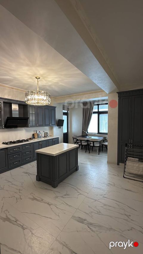 İcarəyə verilir 4 otaqlı yeni tikili 205 m² — Bakı