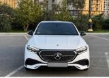 Mercedes E 300 e, 2.0 L, 25.4 kWh, 2023 il, 41 500 km — Автомобили