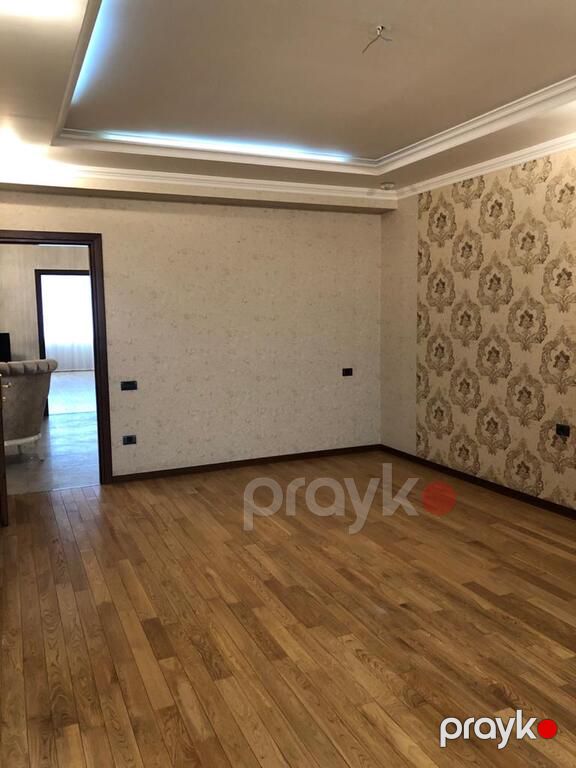 Satılır 5 otaqlı yeni tikili 320 m² — Mənzil, Bakı (11)