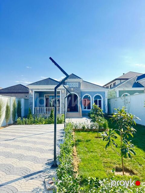 Satılır 4 otaqlı həyət evi/bağ evi 150 m² — Bakı
