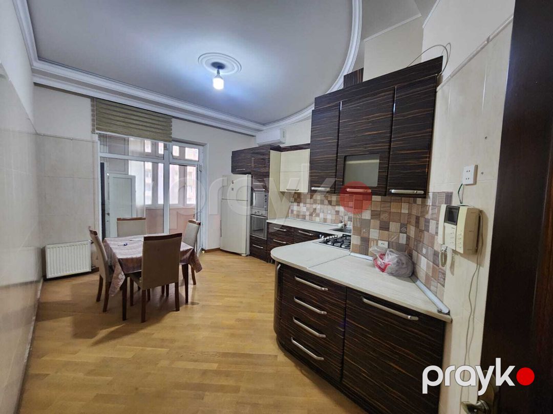İcarəyə verilir 3 otaqlı yeni tikili 160 m² — Mənzil, Bakı (7)