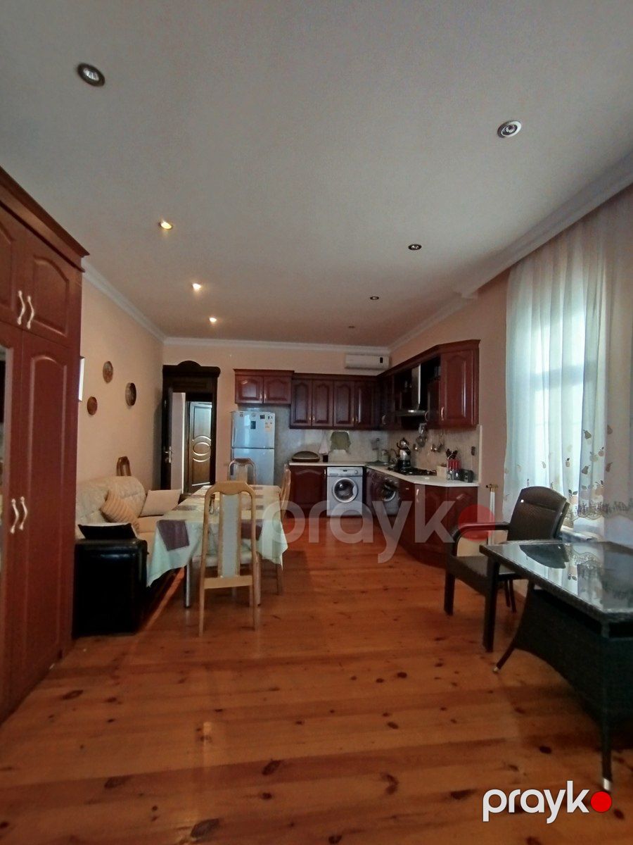 Satılır 5 otaqlı həyət evi/bağ evi 200 m² — Ev, villa, Bakı (9)