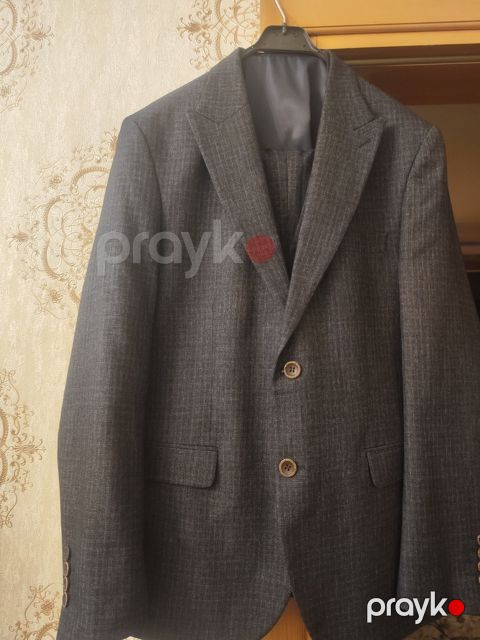 Kostyum — Bakı