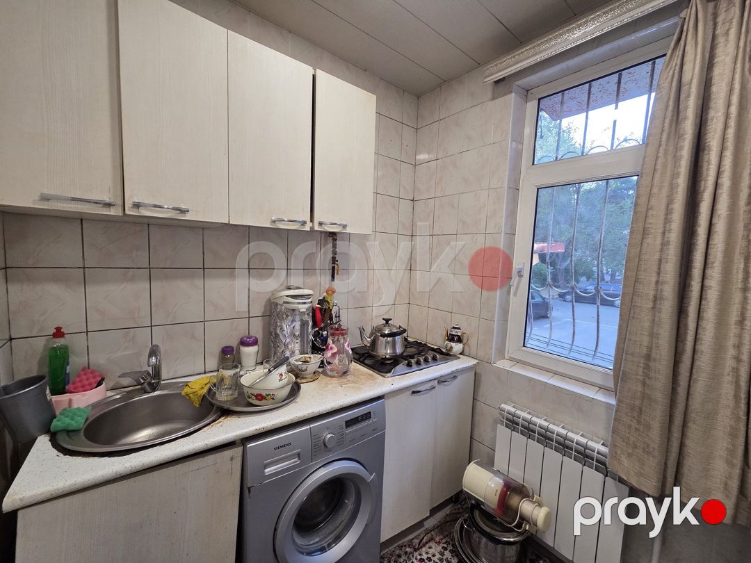 Satılır 2 otaqlı köhnə tikili 55 m² — Mənzil, Bakı (10)