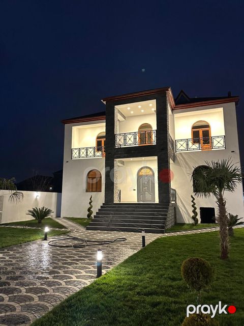 Satılır 7 otaqlı həyət evi/bağ evi 300 m² — Bakı