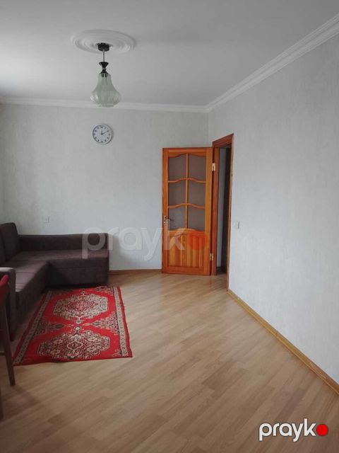 Satılır 1 otaqlı köhnə tikili 36 m²