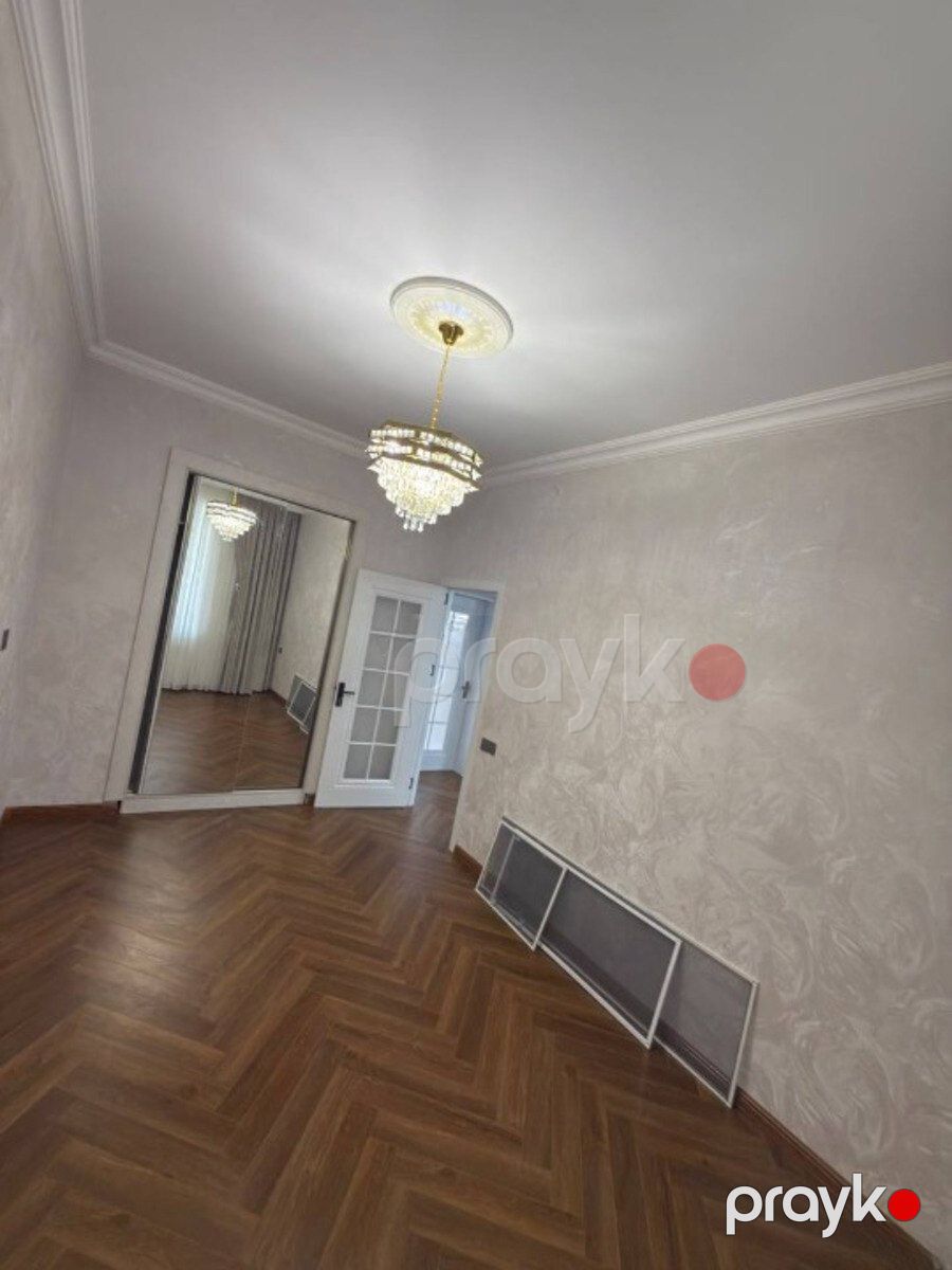 Satılır 2 otaqlı köhnə tikili 55 m² — Mənzil, Bakı (10)