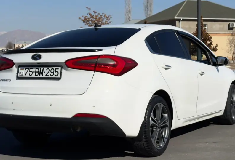 Kia Cerato (Forte) 2013 — gündəlik icarə — Naxçıvan